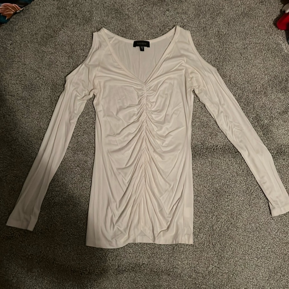 Women’s white long sleeve top size small